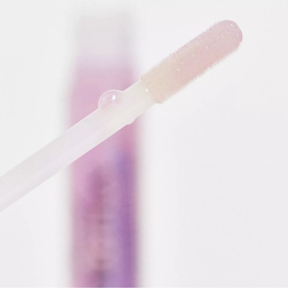 Too Faced Lip Injection Maximum Plump - Blueberry Buzz - Picture 7 of 10